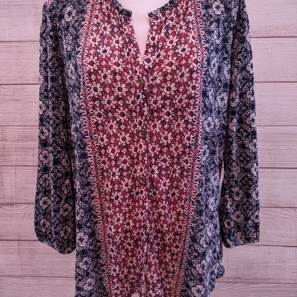 Lucky Brand top, size large in excellent condition - Picture 5 of 15